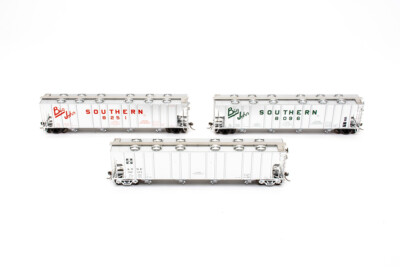Magor 4948 “Big John” covered hoppers from ExactRail