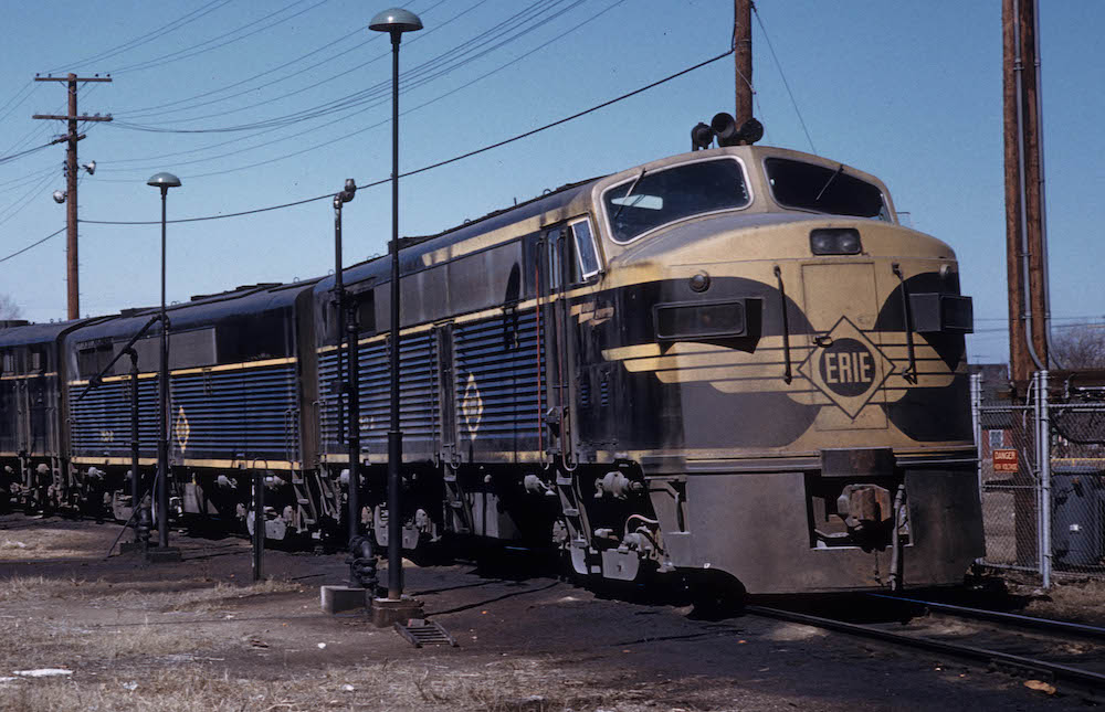 Early General Electric demonstrator locomotive UM12 as it appeared in 1959