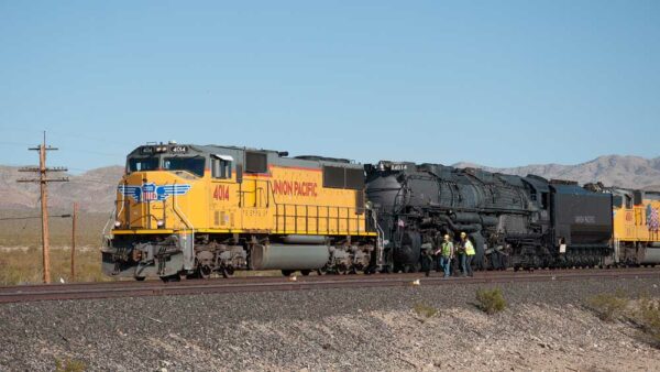 Union Pacific Armour Yellow: The paint scheme that never always changes