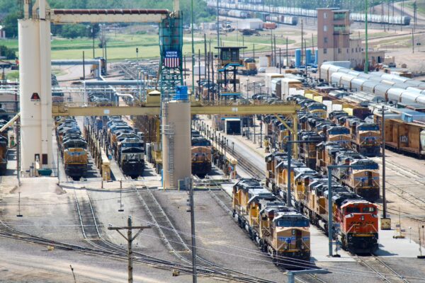 UP and BNSF shop worker layoffs prompt scrutiny from FRA and union leaders