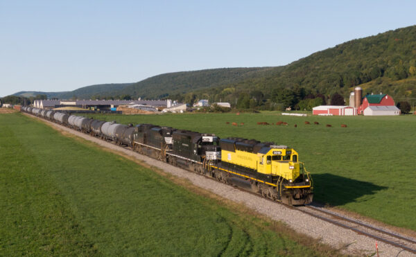 EMD ECO locomotives mark 15 years