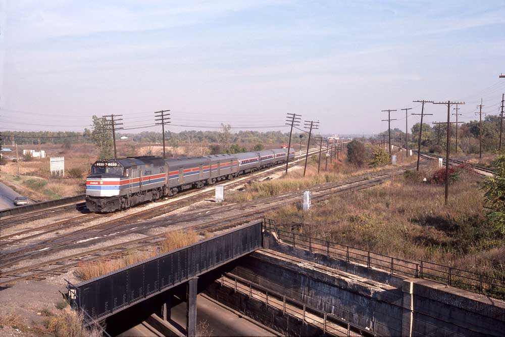 Amtrak St. Louis service arriving from Washington, D.C., on bridges