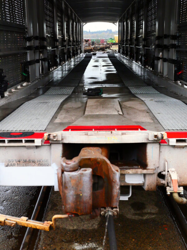 Railcar couplers: Keeping cars together