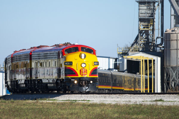 KCS business train visits Illinois grain elevator (updated with video)