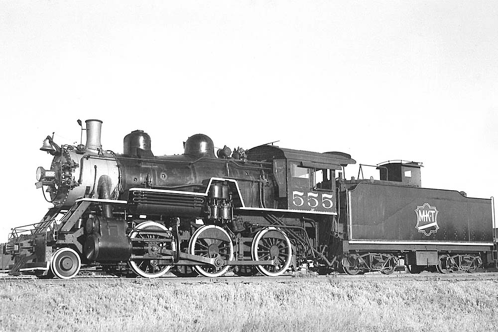 Steam Missouri-Kansas-Texas locomotive in profile
