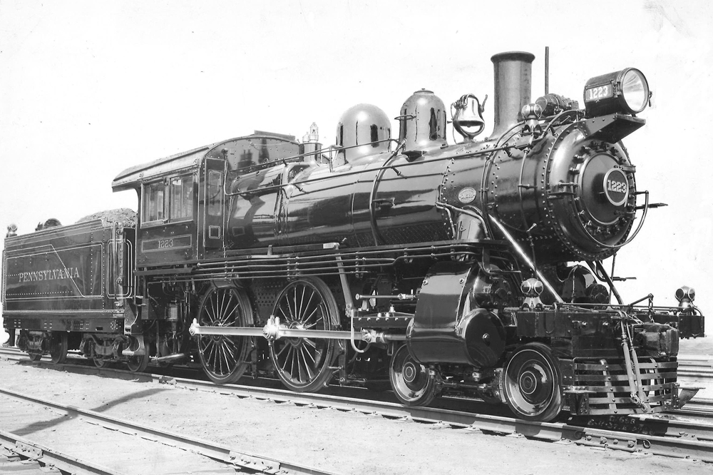 Black and white photo of Pennsylvania RR 4-4-0 No. 1223
