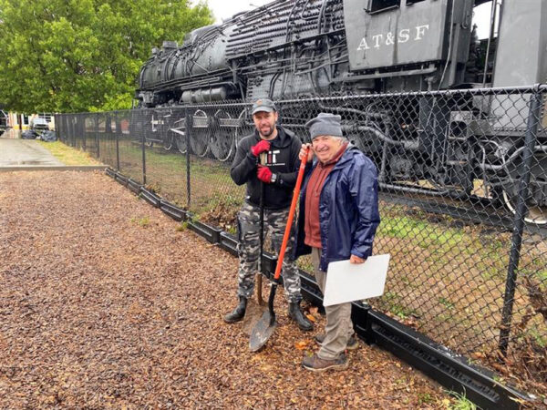 Civic group “adopts” Santa Fe locomotive