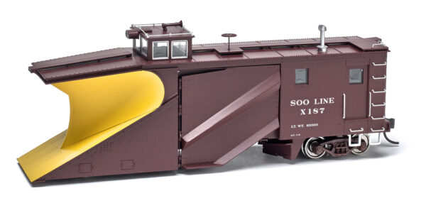 Model railroad snow plow rolling stock