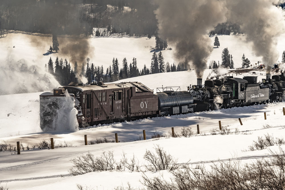 snowplow with train
