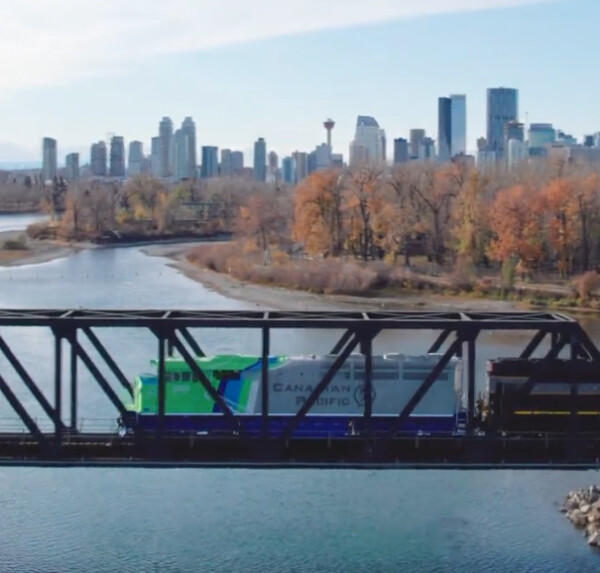 CPKC orders more hydrogen fuel cell engines