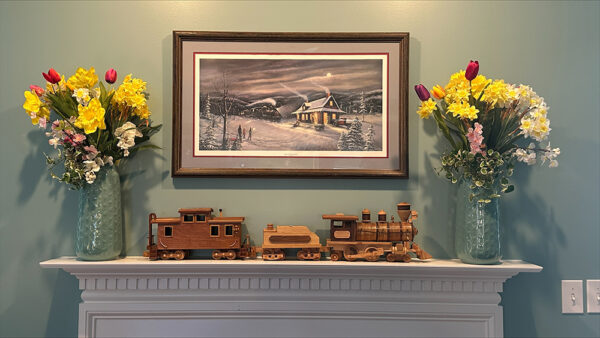 Easy model train décor