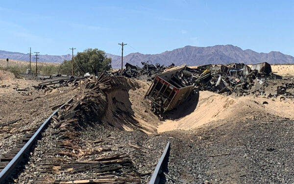 Runaway UP ore train derails in California desert (updated)