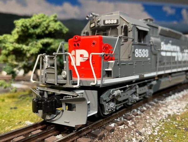 The Lionel SD40T-2 ‘Tunnel Motor’