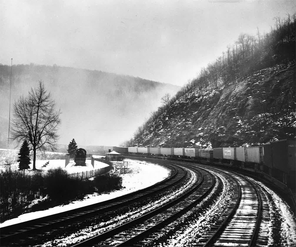 train rounding curve in mountains