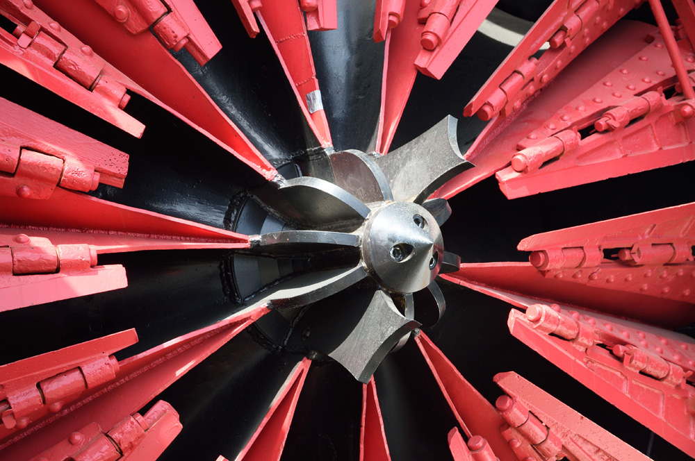 Close up photo of a rotary Lustig