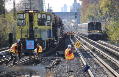 FTA issues final rule on safety for transit agency track workers