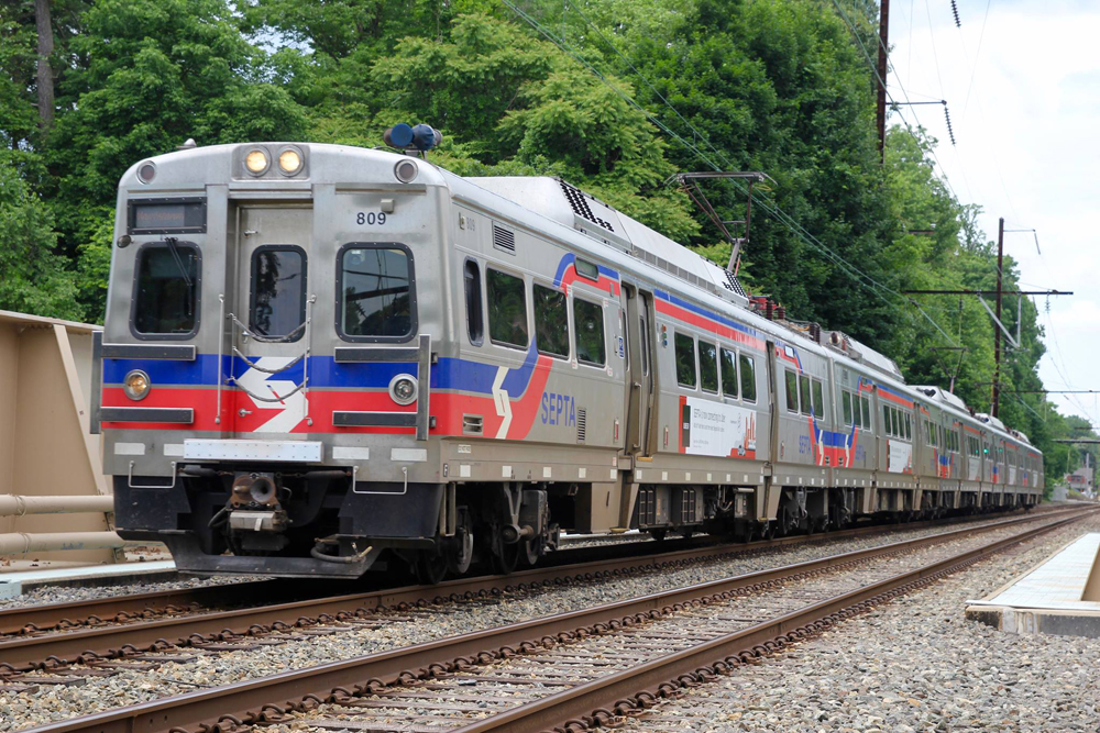 Four-car electric multiple-unit trainset