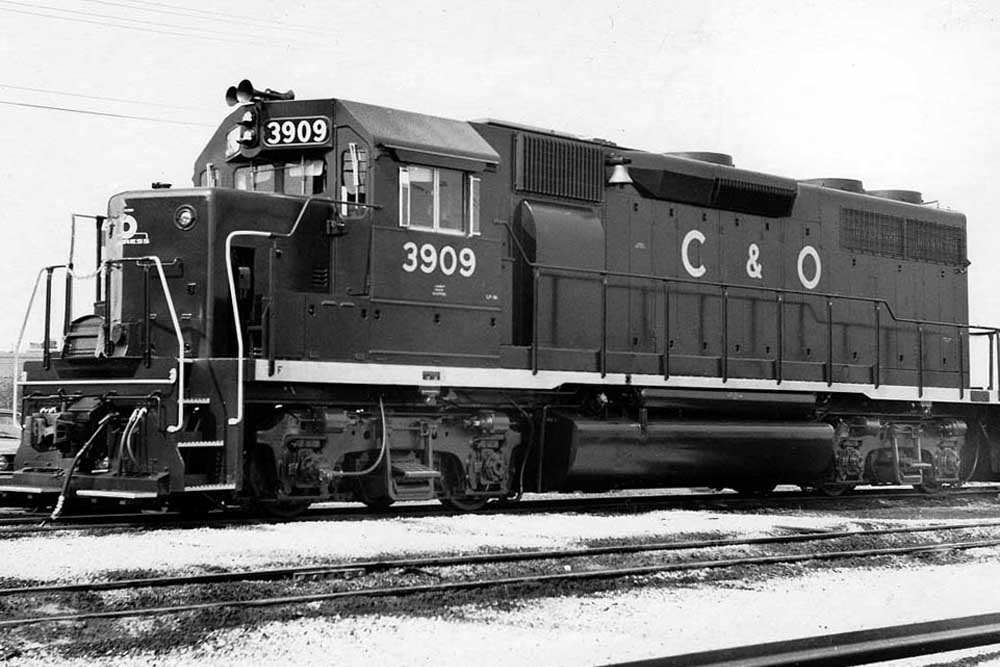 : EMD GP39 diesel locomotive in yard