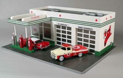 Menards Johnson’s Texaco Station