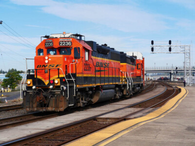 Half-century-old locomotives still pulling for BNSF