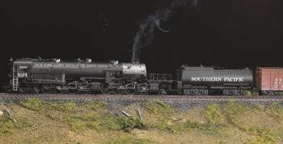 HO scale locomotives with smoke units