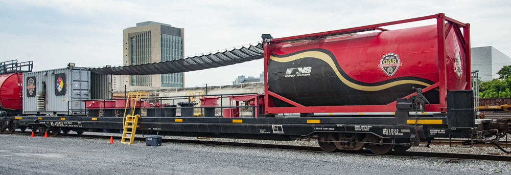 Special flatcar with tank car valves and other hardware for training
