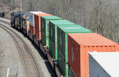 Intermodal leads weekly U.S. rail traffic decline