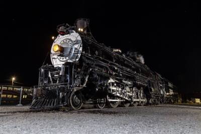 Santa Fe No. 2926 makes first visit in 2024 to Albuquerque’s Rail Yards