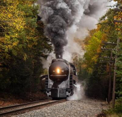 Tickets for upcoming fall excursions behind N&W No. 611 now available