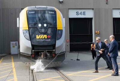 First VIA Siemens trainsets begin serving Toronto