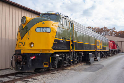 Canadian National donates former Illinois Central E9 to Monticello museum