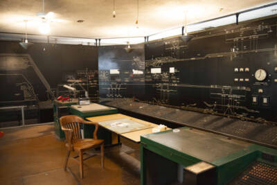 Harrisburg NRHS Chapter opens PRR Power Director’s Office