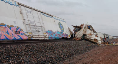 BNSF train derails in Arizona