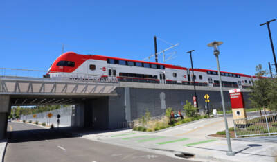 Caltrain to place first electric trainsets in service