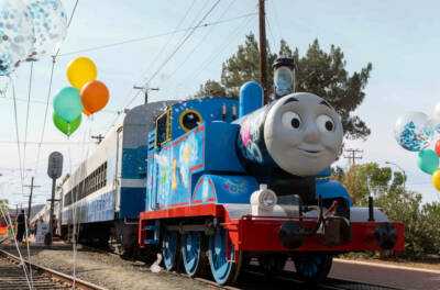 thomas the tank engine with bubbles on it