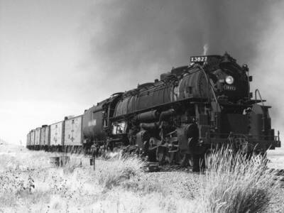 What industries for an Idaho model railroad in the 1940s?