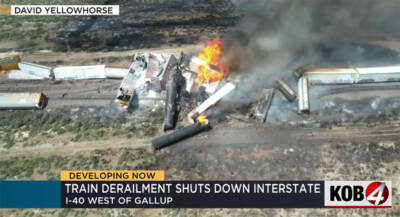 BNSF derailment, fire close Interstate 40 (updated)