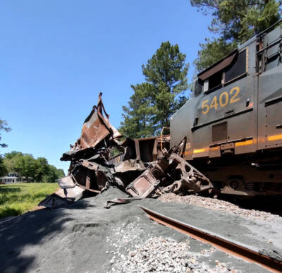 Three injured as CSX trains collide in Folkston, Ga. (updated)
