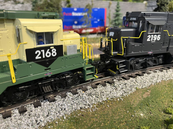 two model engines nose to nose