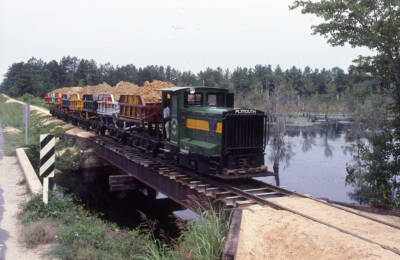 Palmetto Brick: A railroad you can model