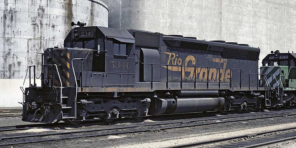 Black-and-orange SD45 model of second-generation Electro-Motive diesel locomotives