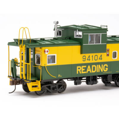 ScaleTrains S wide-cupola caboose