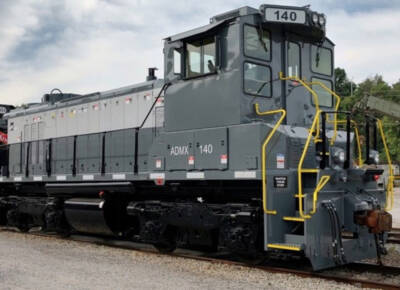 Knoxville Locomotive Works delivers Tier 4 switcher for ADM facility in Texas