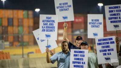 Port strike ends on third day (updated)