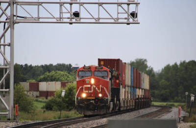 AAR sees positive signs in intermodal traffic, consumer spending