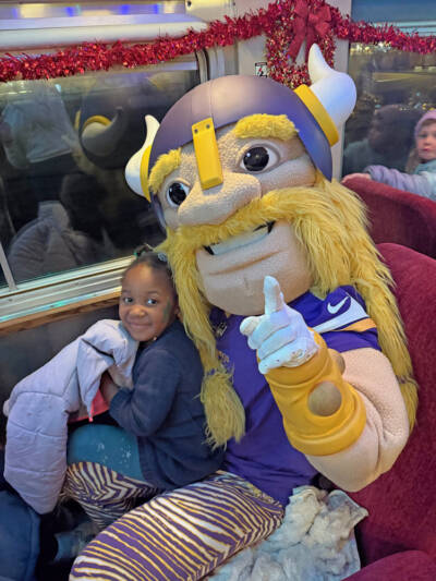 Minnesota Vikings take a steam train ride