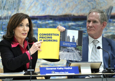Federal government sets date to end New York’s congestion pricing; state unmoved