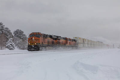 Arctic blast hinders operations on BNSF’s Northern Transcon