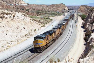 Utah mine shutdown halts Union Pacific export iron ore unit trains