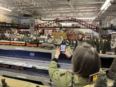 Behind the scenes: Cover photo shoot